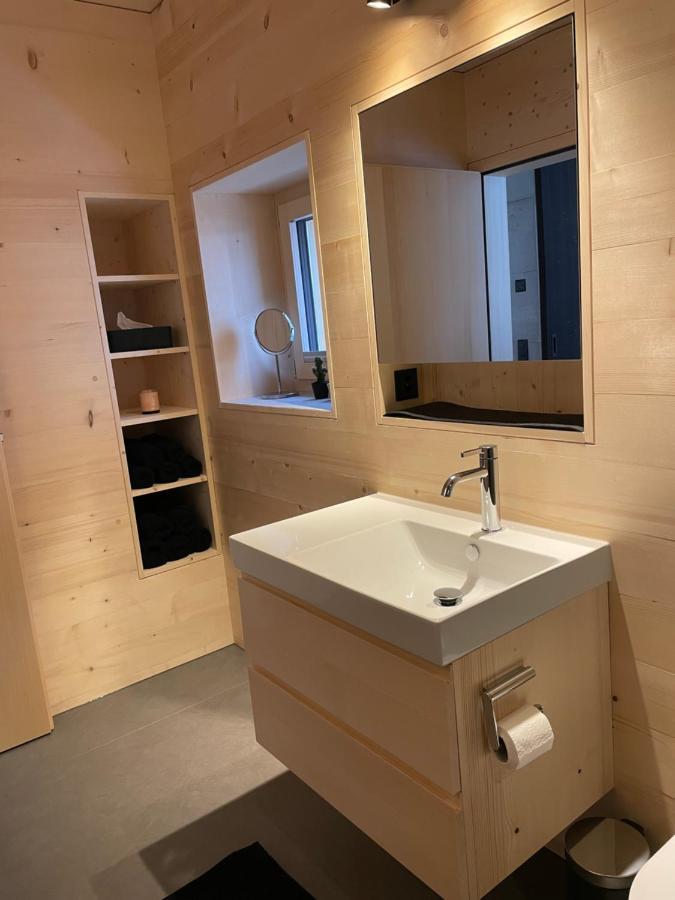 Mondholz Ferienwohnung Andermatt Buitenkant foto