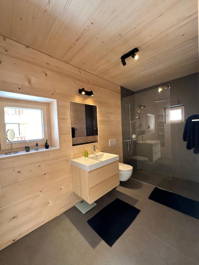 Mondholz Ferienwohnung Andermatt Buitenkant foto