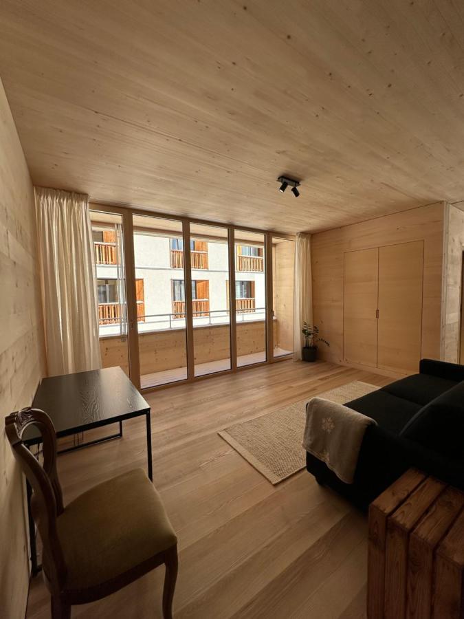 Mondholz Ferienwohnung Andermatt Buitenkant foto