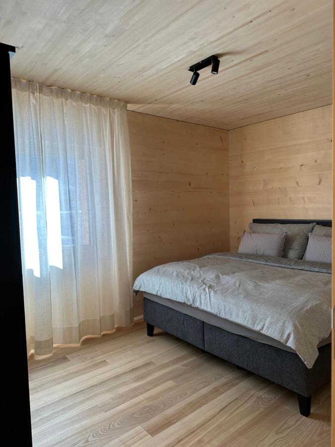 Mondholz Ferienwohnung Andermatt Buitenkant foto