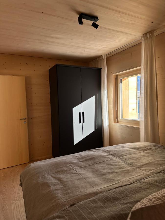 Mondholz Ferienwohnung Andermatt Buitenkant foto