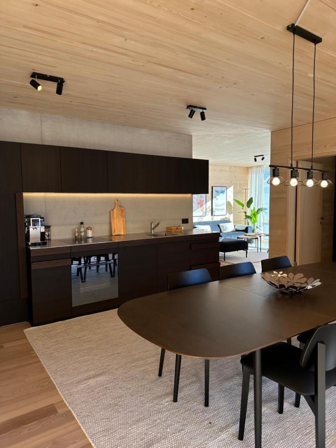 Mondholz Ferienwohnung Andermatt Buitenkant foto