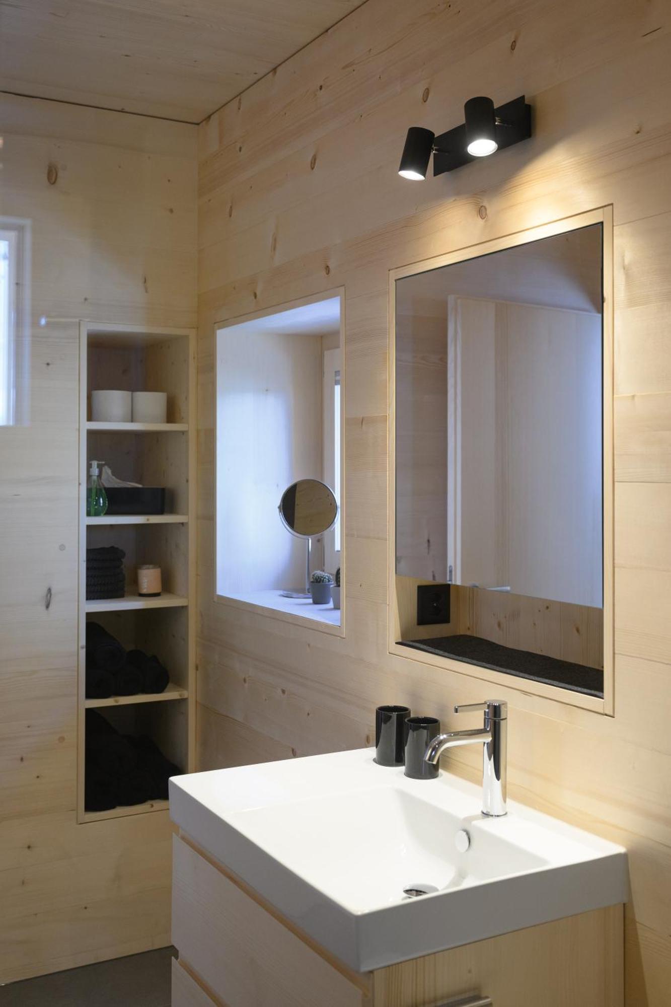 Mondholz Ferienwohnung Andermatt Buitenkant foto